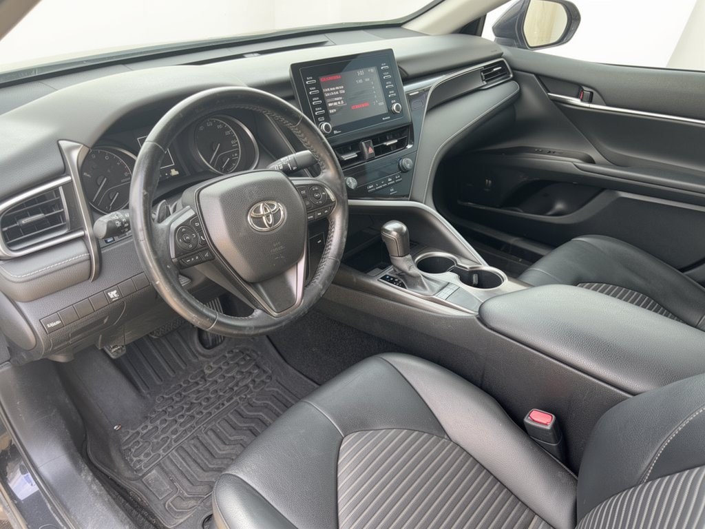 Used 2022 Toyota Camry SE Sedan