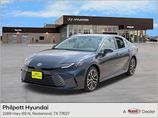 Used 2026 Toyota Camry XLE Sedan for sale in Nederland TX