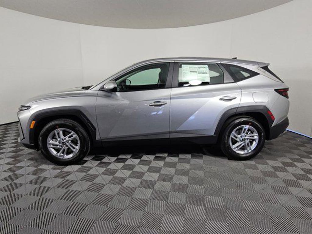 New 2026 Hyundai Tucson SE FWD SUV