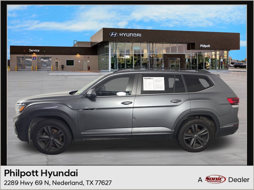 Used 2021 Volkswagen Atlas 3.6L V6 SE w/Technology R-Line SUV