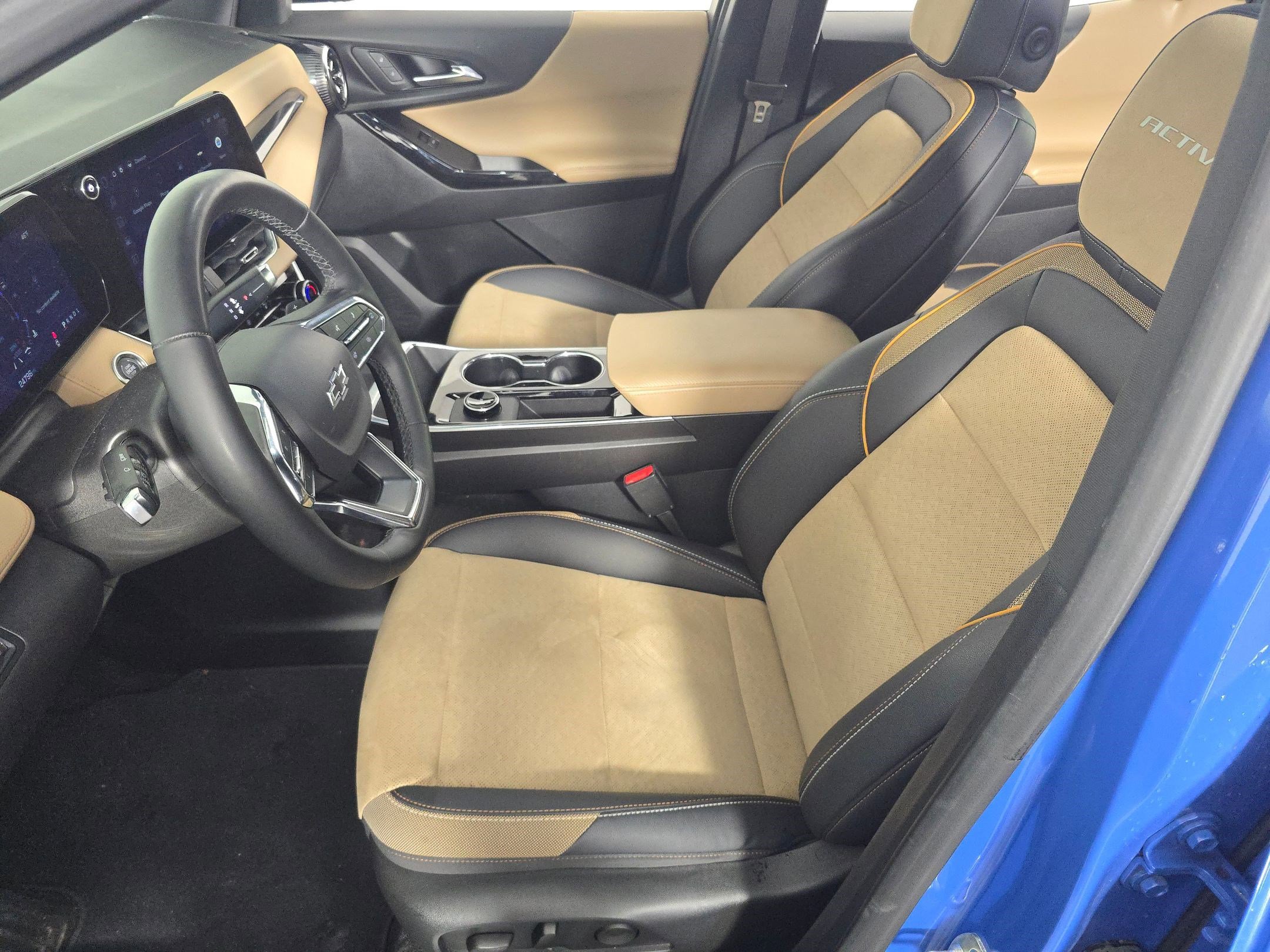 2025 Chevrolet Equinox ACTIV photo 4