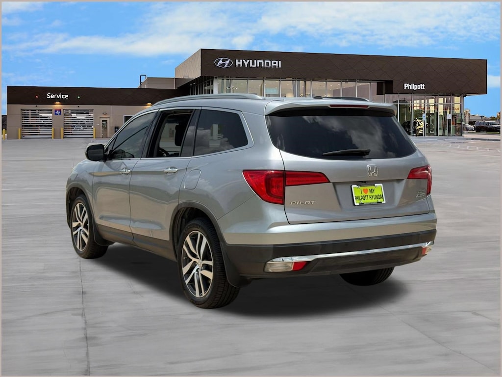 Used 2017 Honda Pilot Elite AWD SUV