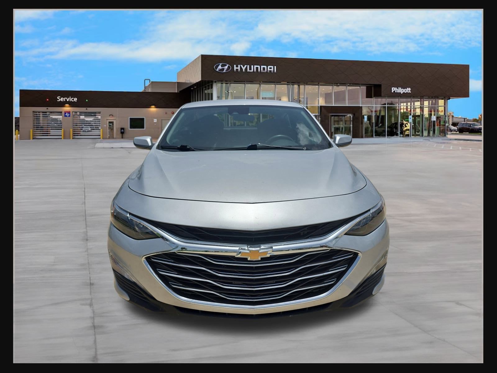Used 2020 Chevrolet Malibu 1LT with VIN 1G1ZD5ST1LF055096 for sale in Nederland, TX