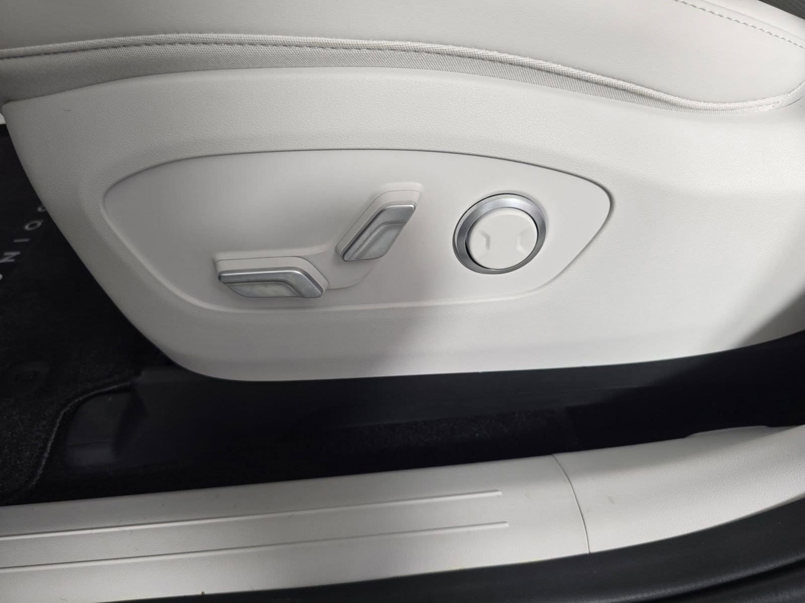 2026 Hyundai IONIQ 9 SEL - Photo 10