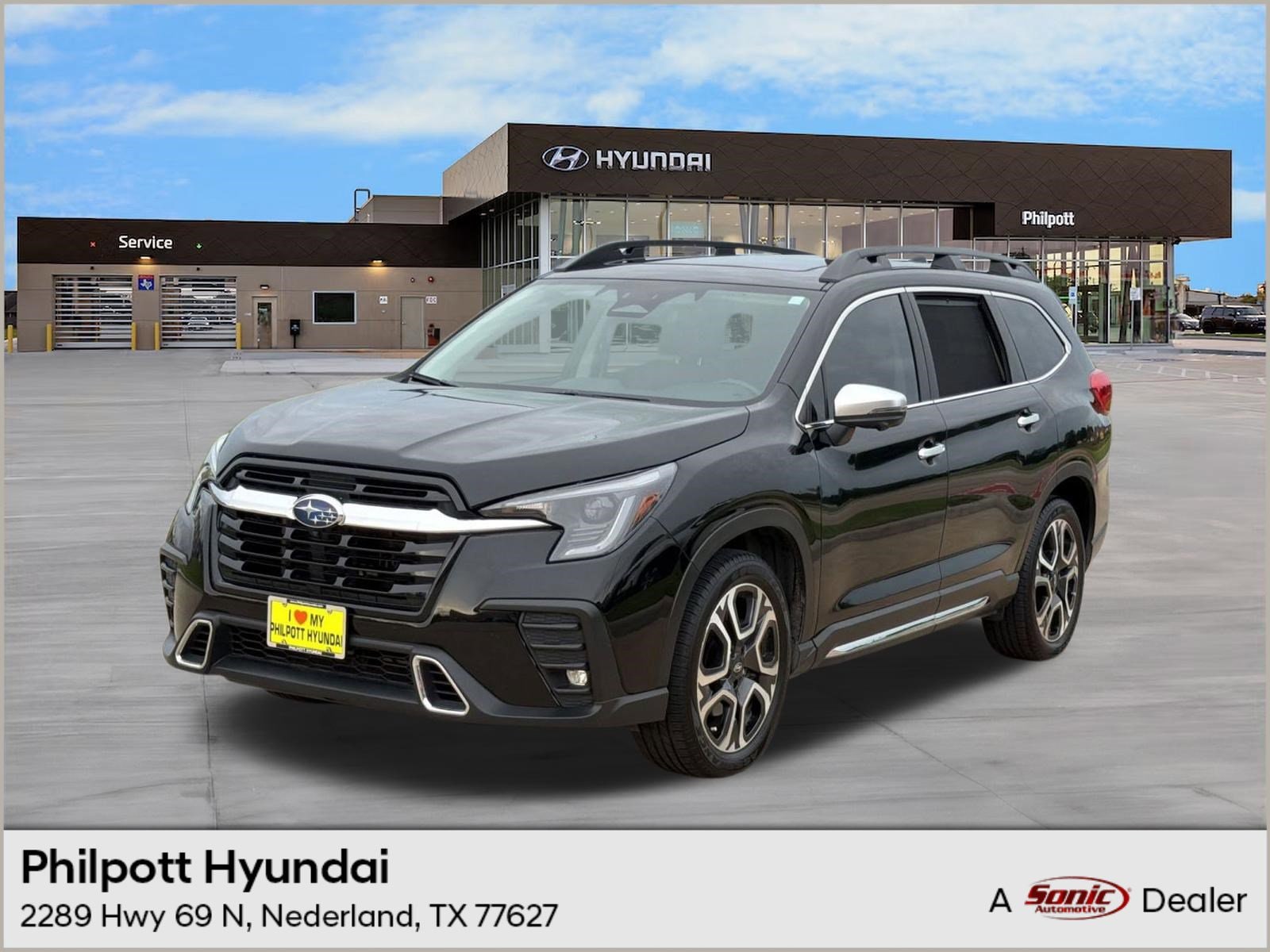 2023 Subaru Ascent Touring's photo
