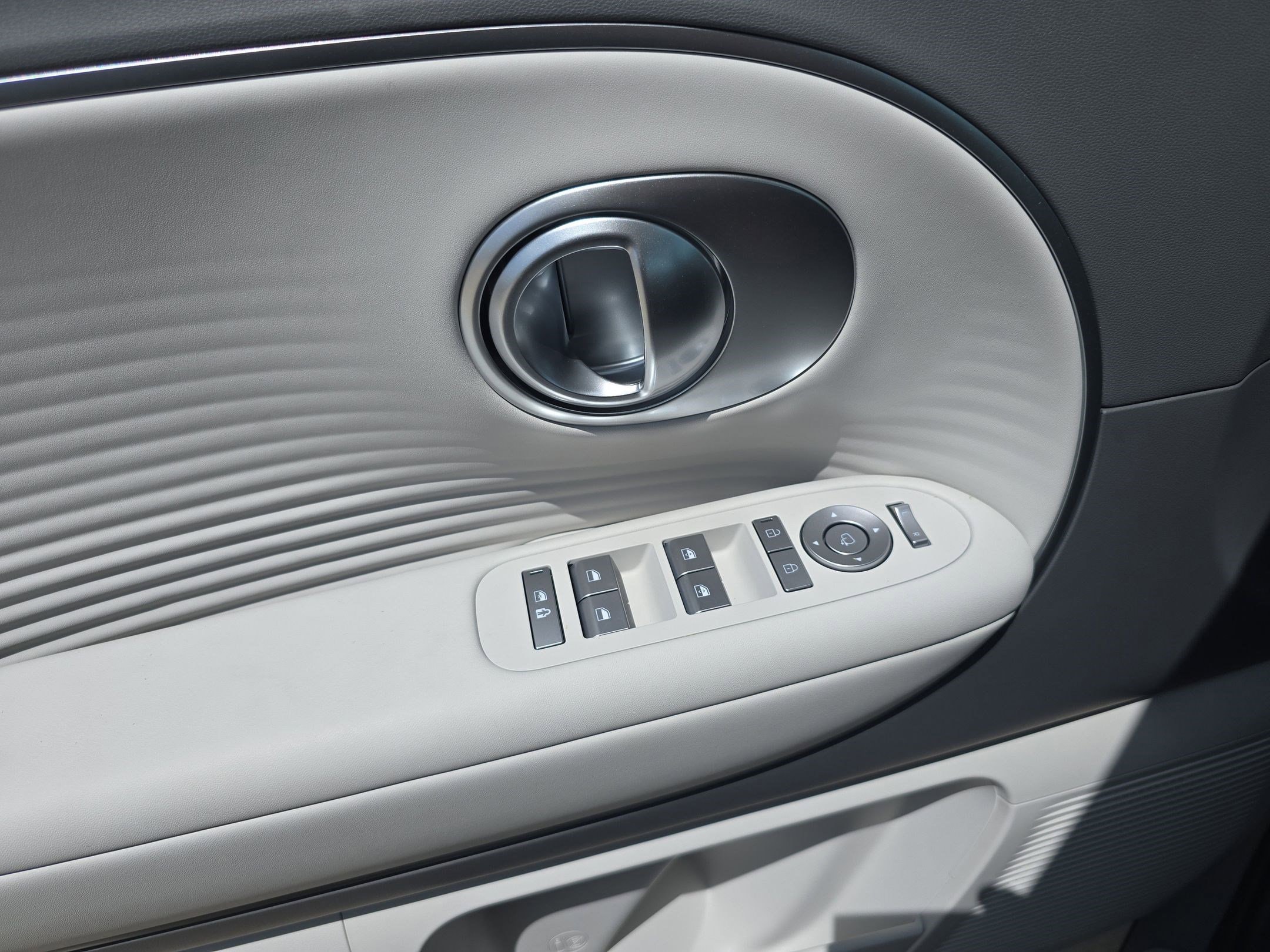 2026 Hyundai IONIQ 9 SEL - Photo 20