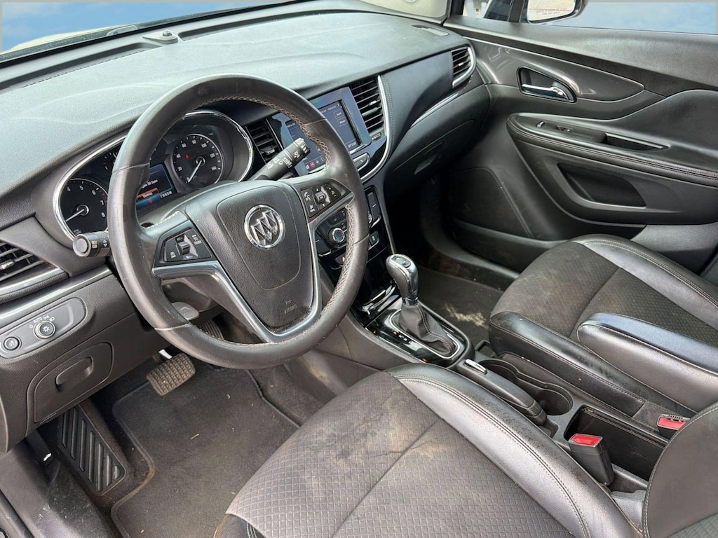 Used 2022 Buick Encore Preferred SUV