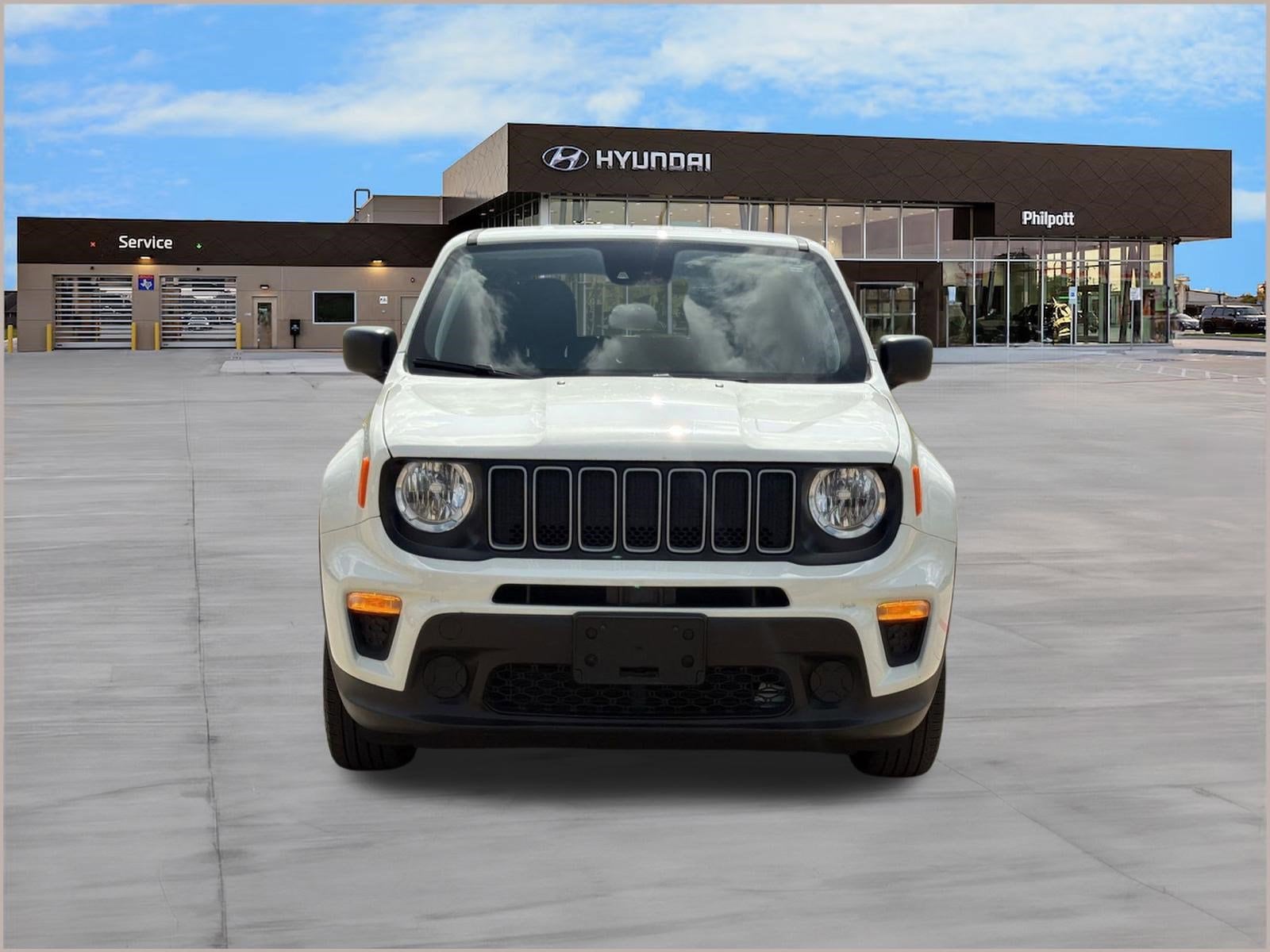 Renegade Latitude SUV