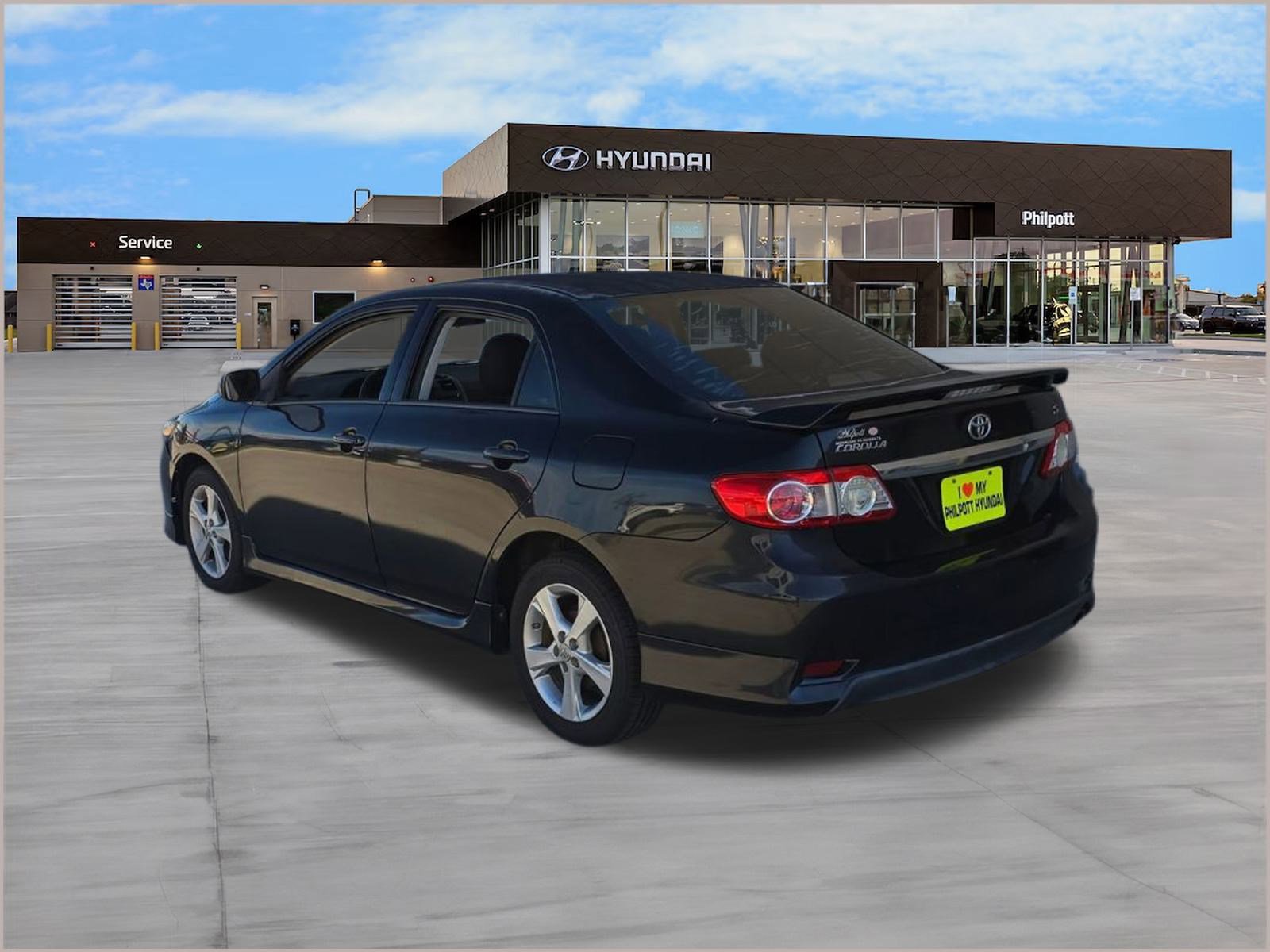 2011 Toyota Corolla photo 2