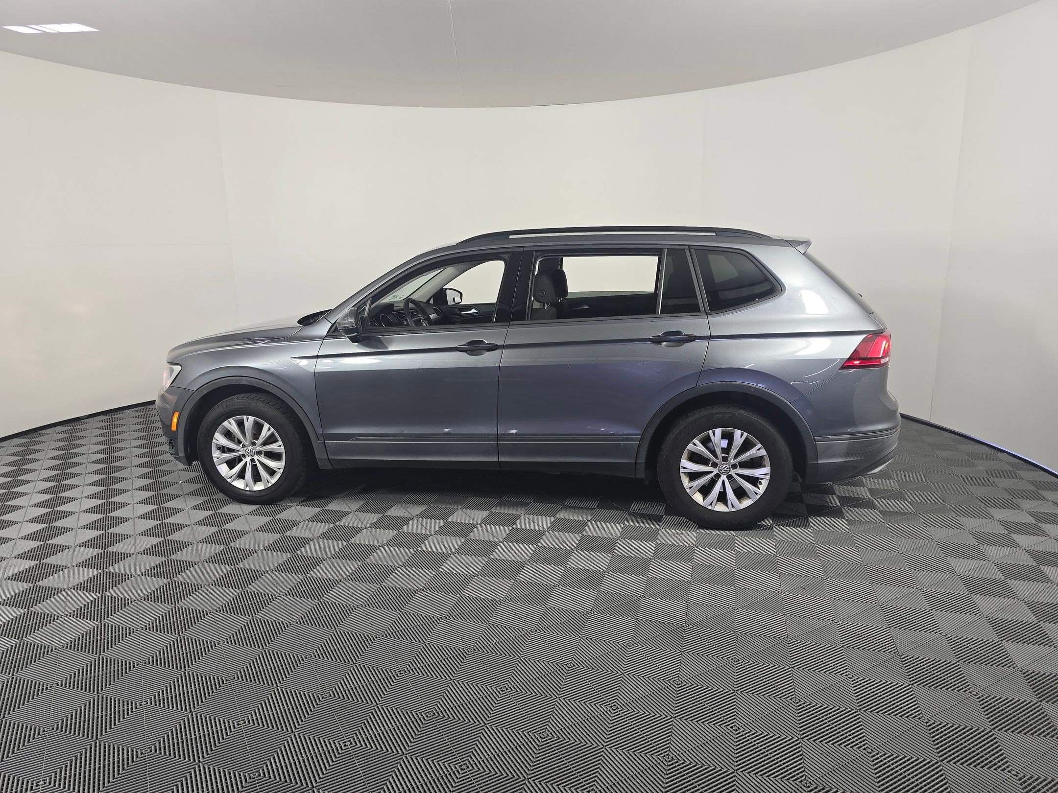 Used 2019 Volkswagen Tiguan S with VIN 3VV1B7AX9KM042901 for sale in Nederland, TX