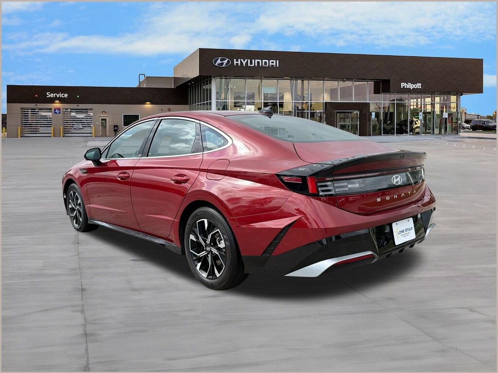 Used 2025 Hyundai Sonata SEL Sedan
