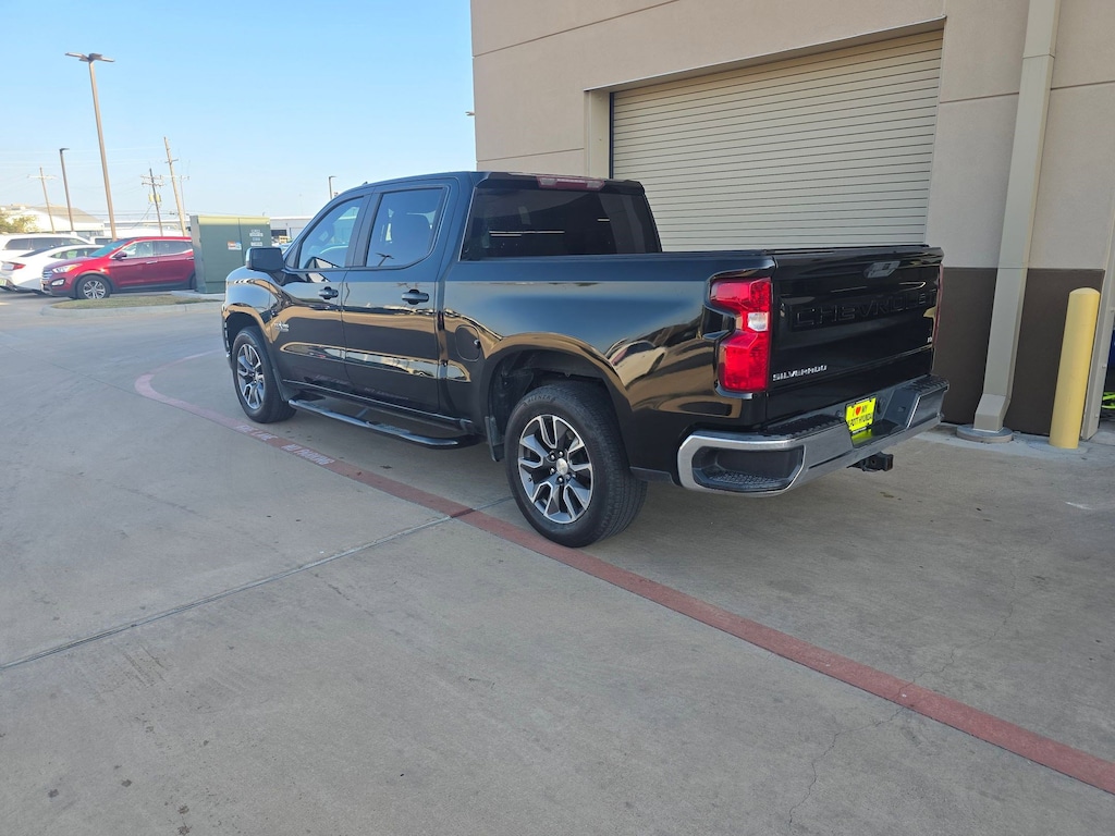 Used 2020 Chevrolet Silverado 1500 LT Truck Crew Cab