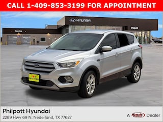 Used 2019 Ford Escape SE SUV for sale in Nederland, TX