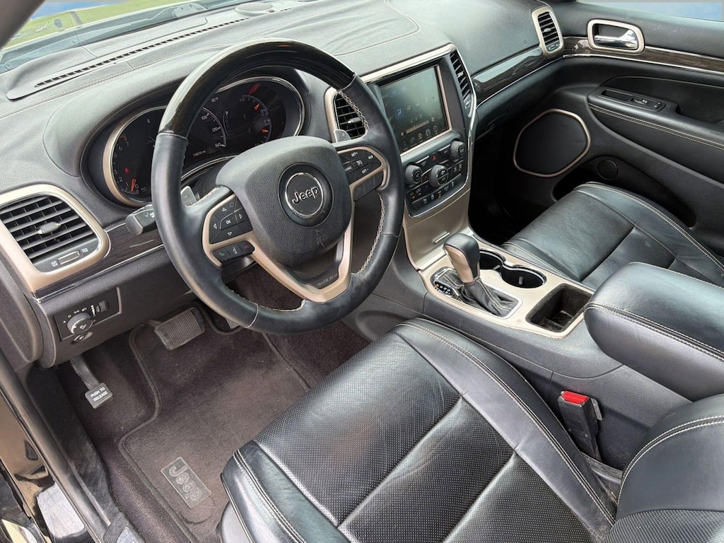 Used 2017 Jeep Grand Cherokee Overland RWD SUV