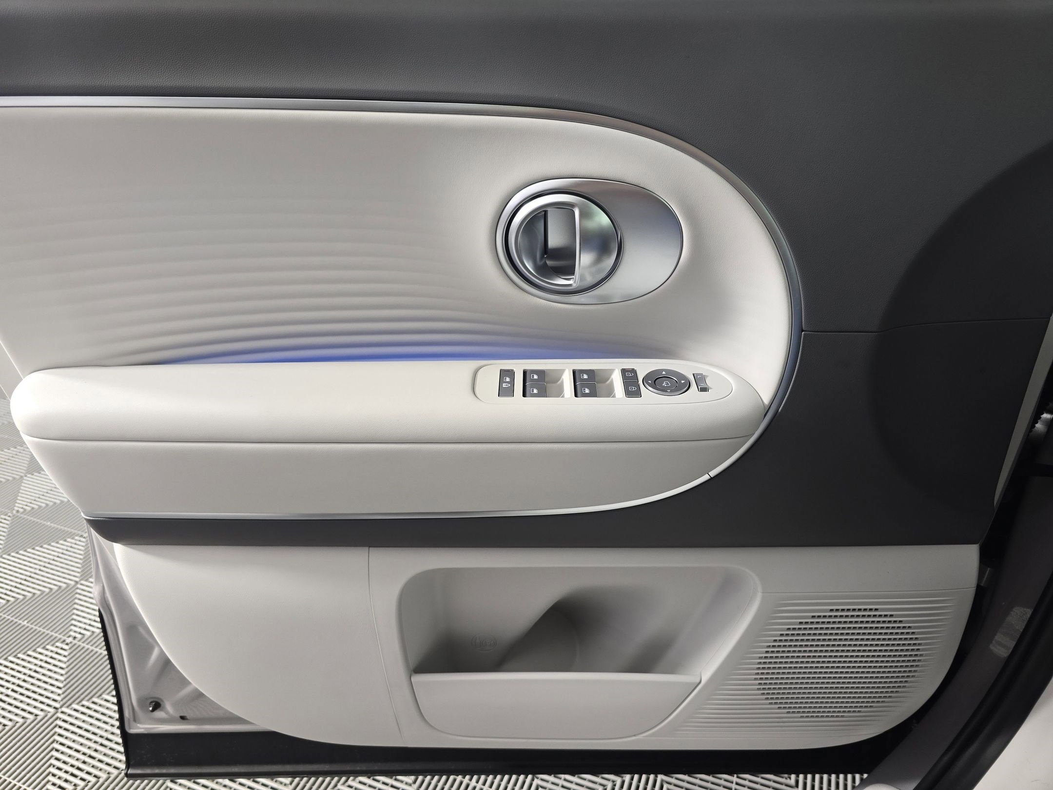 2026 Hyundai IONIQ 9 SEL - Photo 18