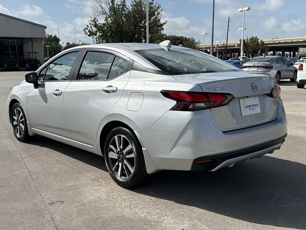 Used 2024 Nissan Versa 1.6 SV Sedan