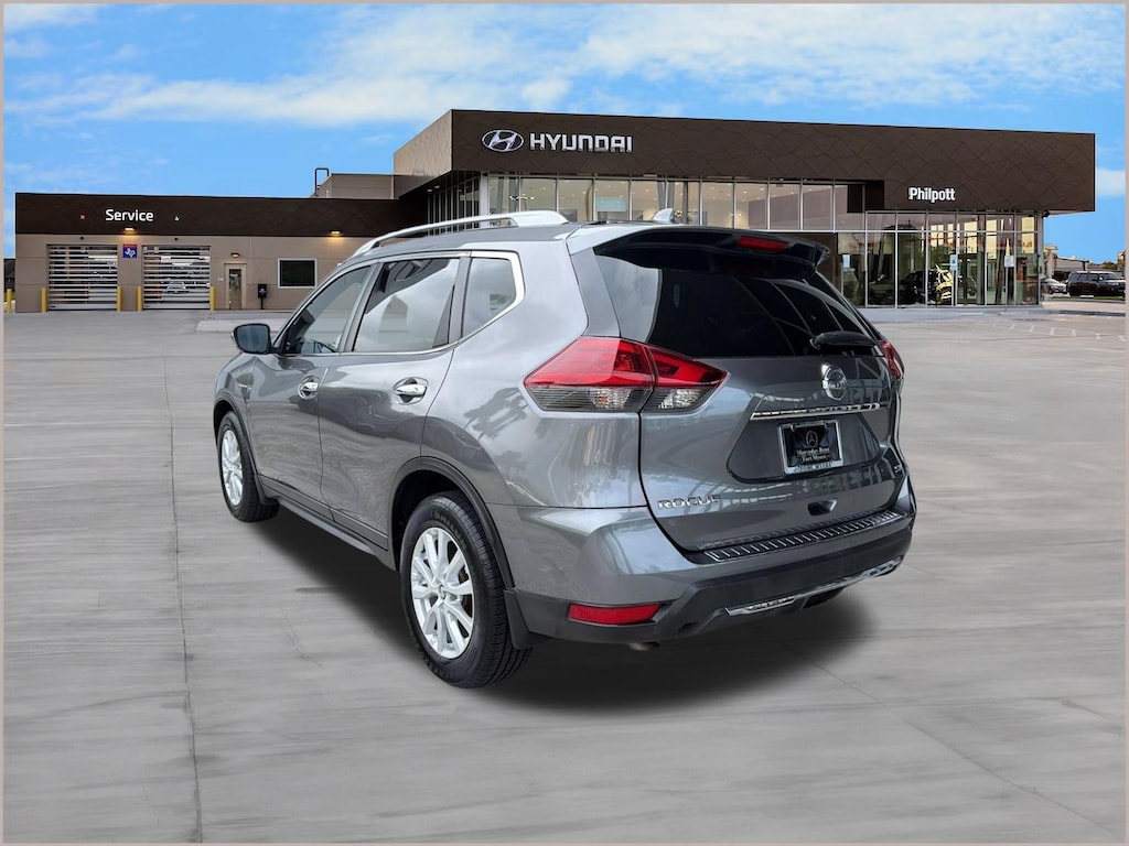 Used 2018 Nissan Rogue SV SUV