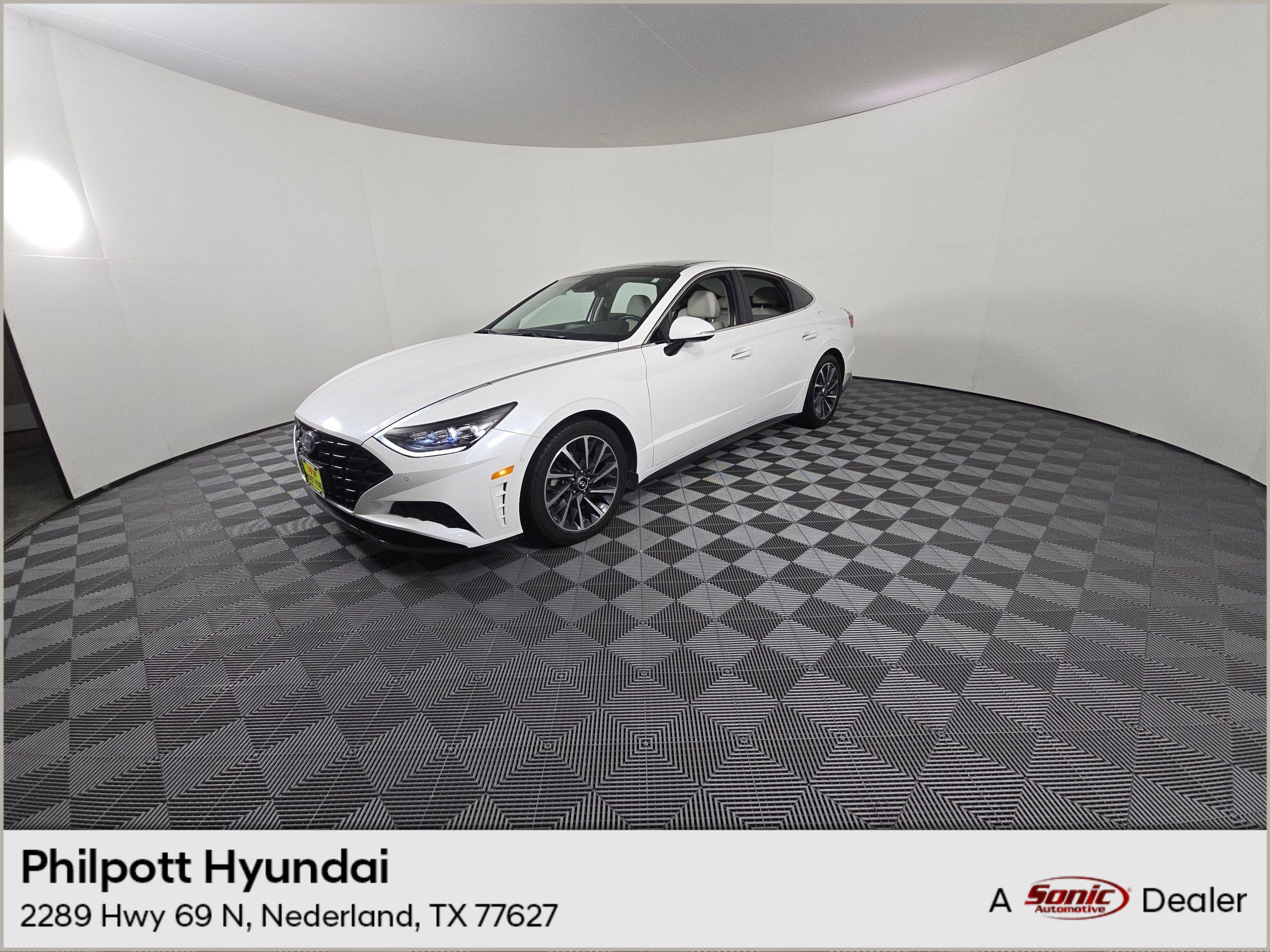 2022 Hyundai Sonata Limited's photo