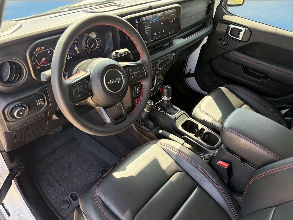 Used 2024 Jeep Wrangler Rubicon SUV