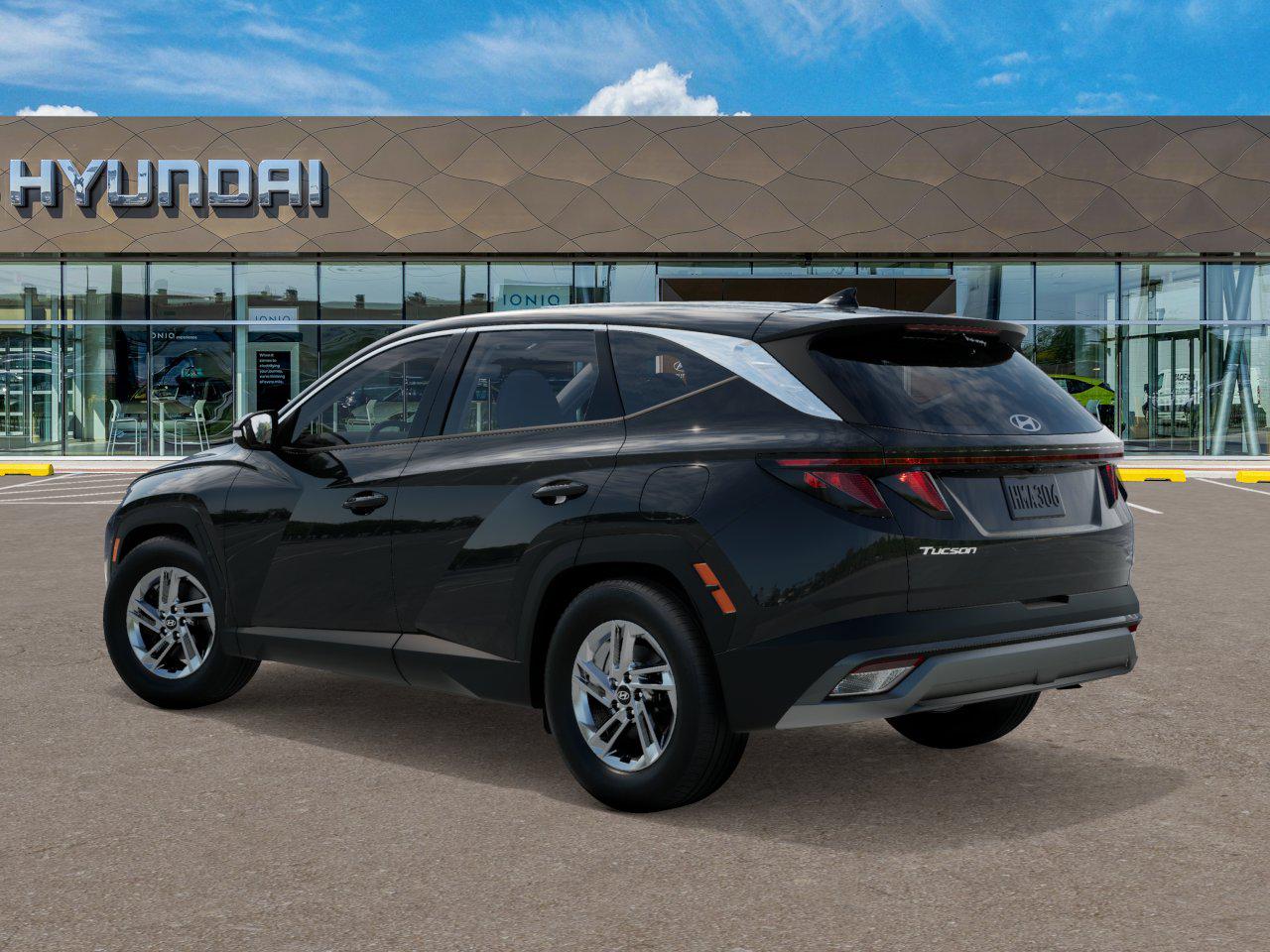 Tucson SE FWD SUV