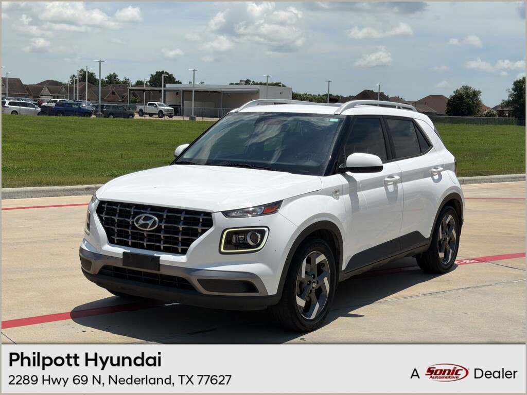 Used 2021 Hyundai Venue SEL w/ Premium Package SUV