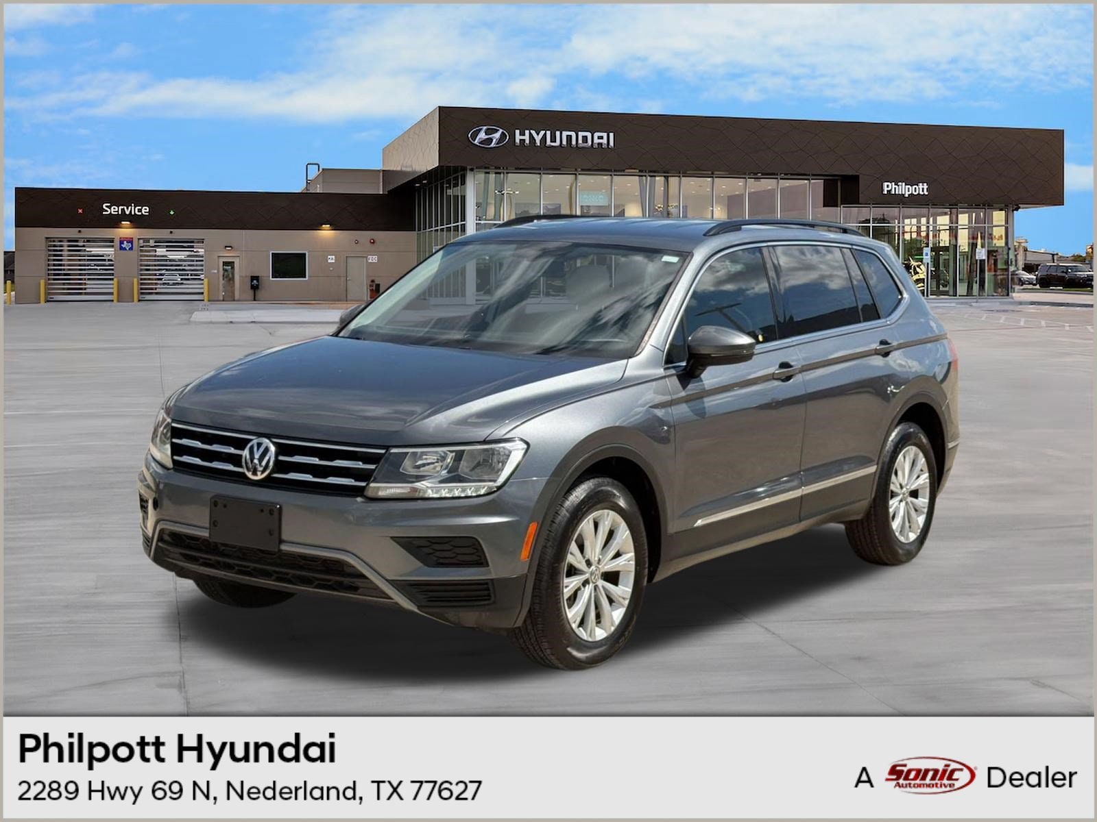 Tiguan 2.0T SE SUV