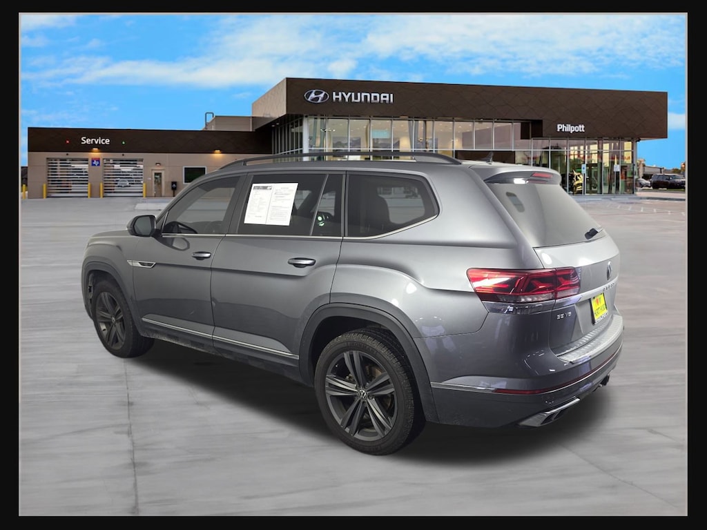 Used 2021 Volkswagen Atlas 3.6L V6 SE w/Technology R-Line SUV