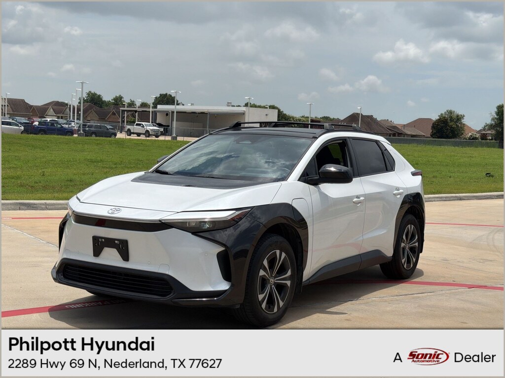 Used 2024 Toyota bZ4X XLE SUV