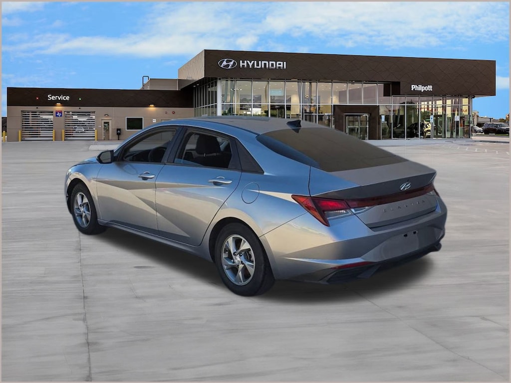 Used 2021 Hyundai Elantra SE Sedan