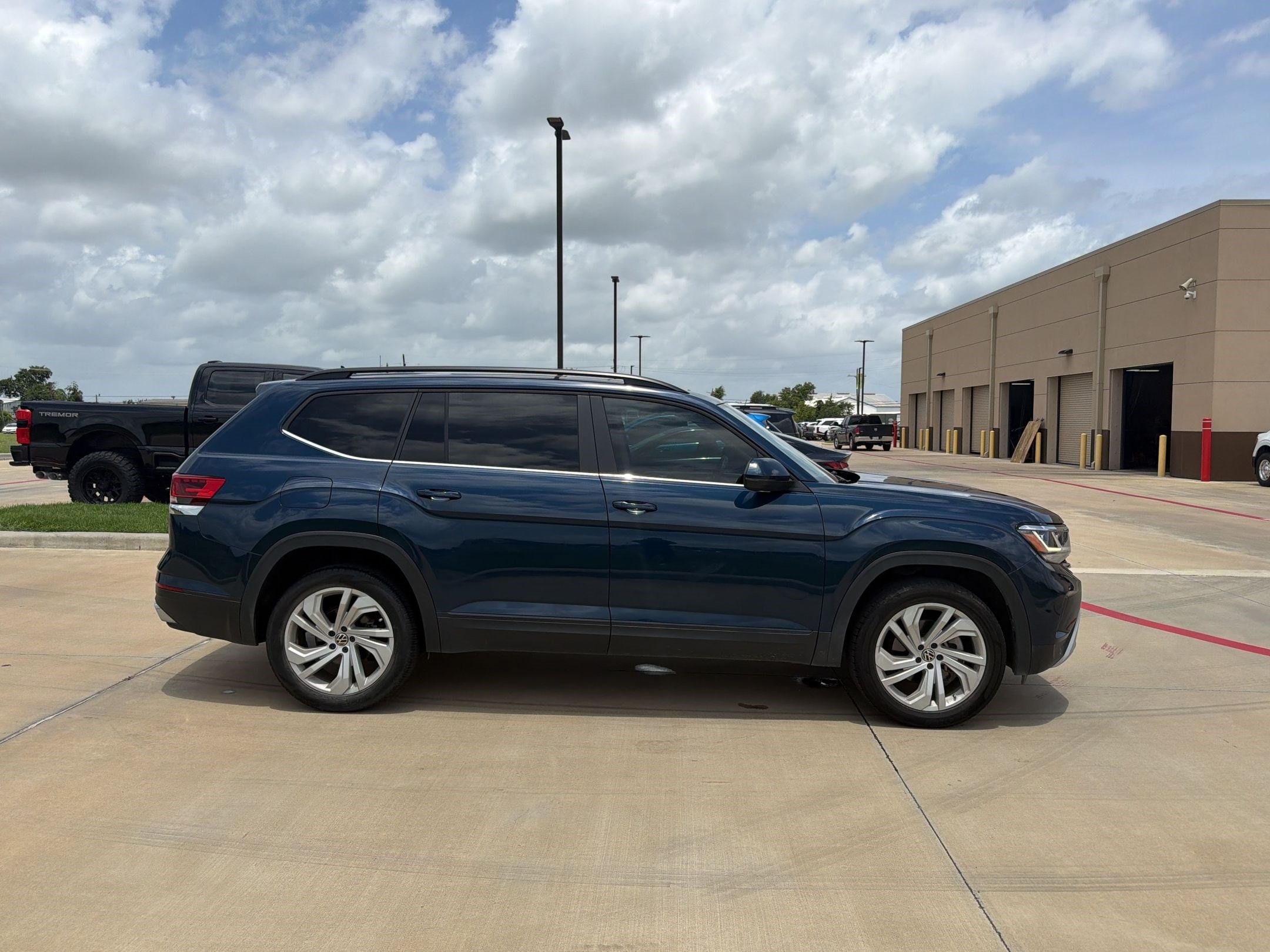 Atlas 3.6L V6 SE W/Technology (2021.5) SUV
