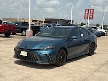 2026 Toyota Camry SE Sedan