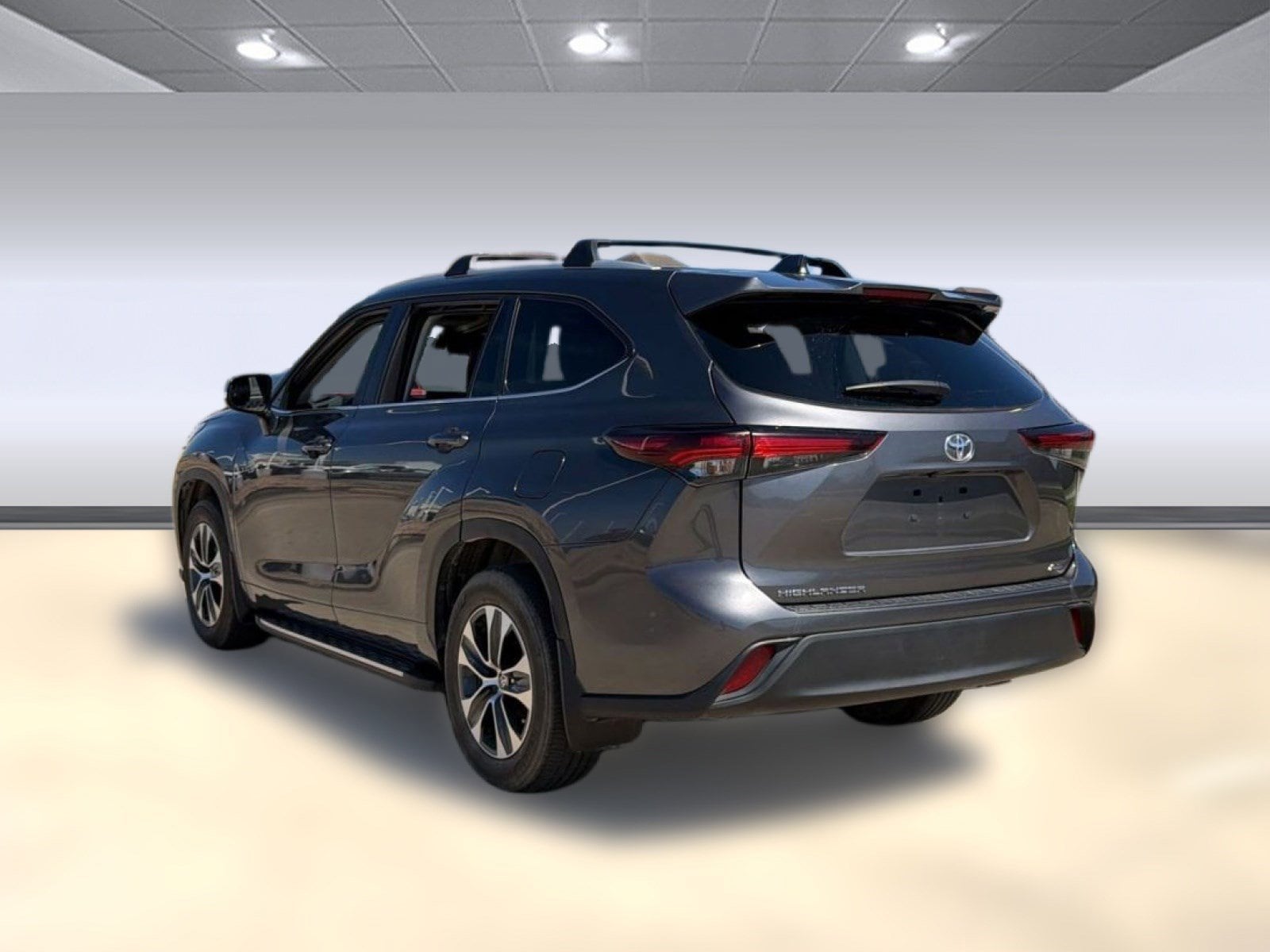 2024 Toyota Highlander XLE - Photo 3