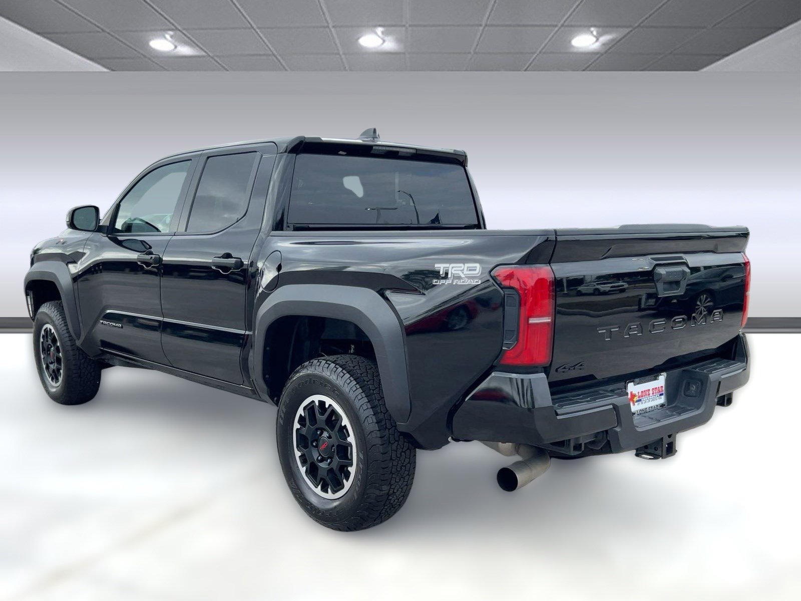 2024 Toyota Tacoma SR5 photo 3