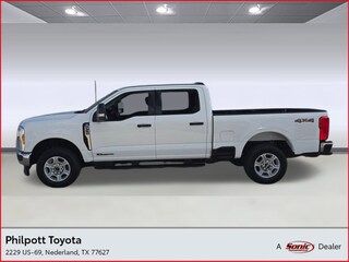 Used 2025 Ford F-250 XLT Truck Crew Cab for sale in Nederland, TX