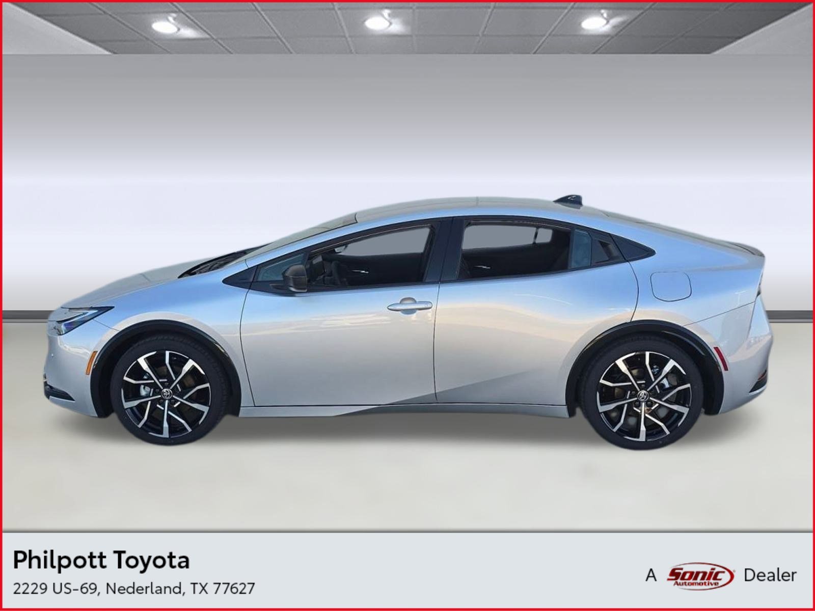 2026 Toyota Prius XSE's photo