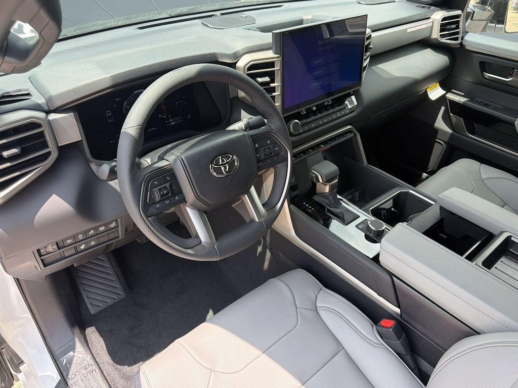 New 2026 Toyota Tundra Limited LIMITED CREWMAX 5.5