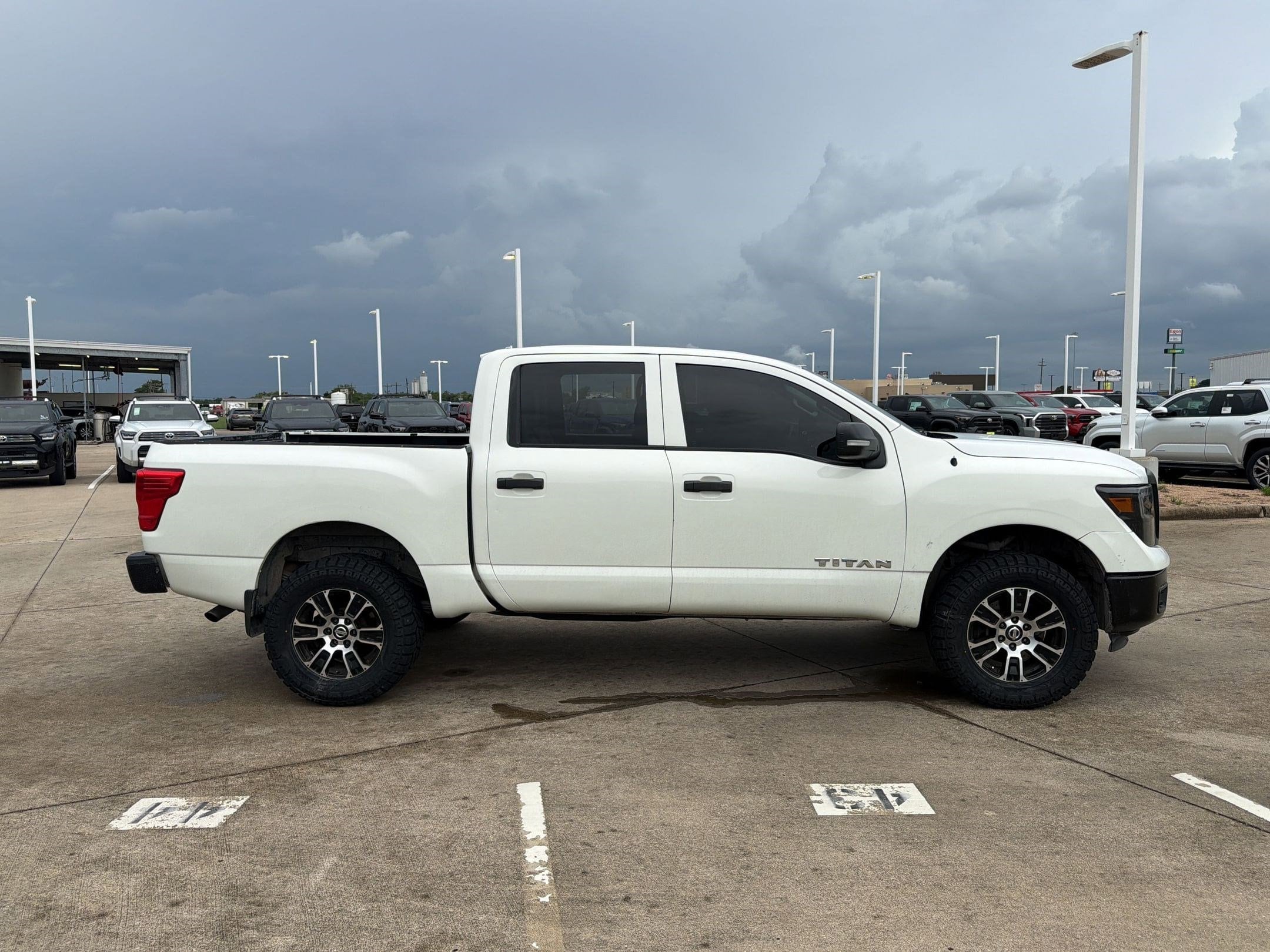 Titan S Truck Crew Cab