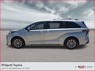 Used Used 2021 Toyota Sienna XLE Van for sale in Nederland TX