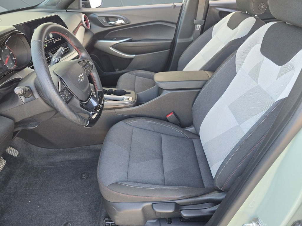 Used 2024 Chevrolet Trax 1RS SUV