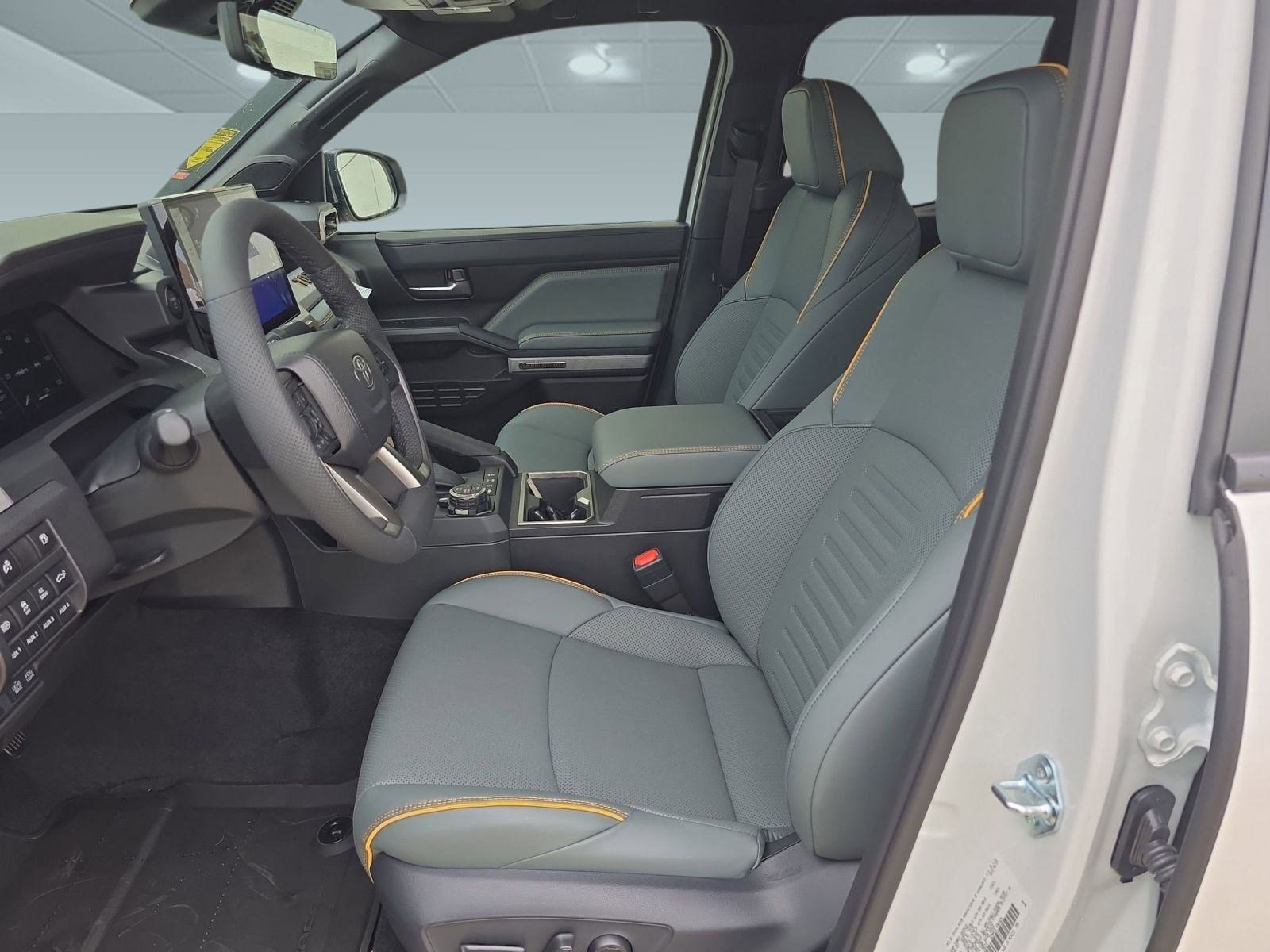 2025 Toyota Tacoma Trailhunter Double Cab photo 3