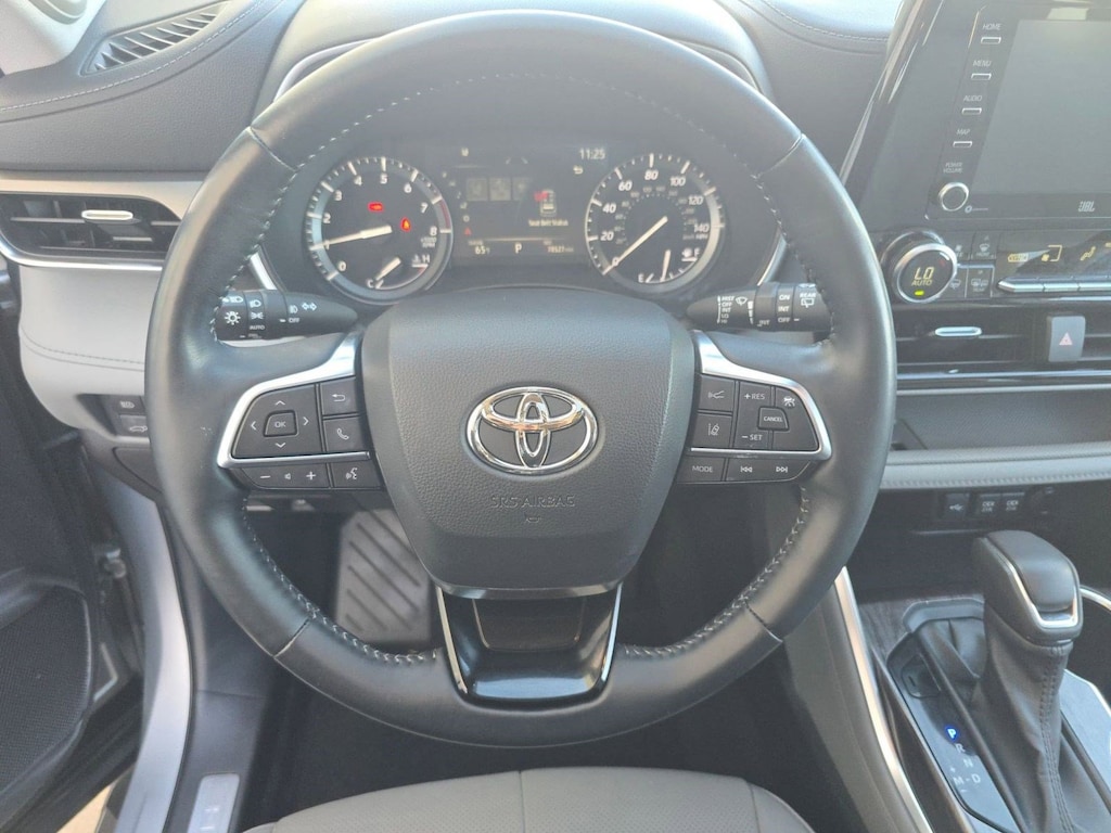 Used 2021 Toyota Highlander Limited SUV