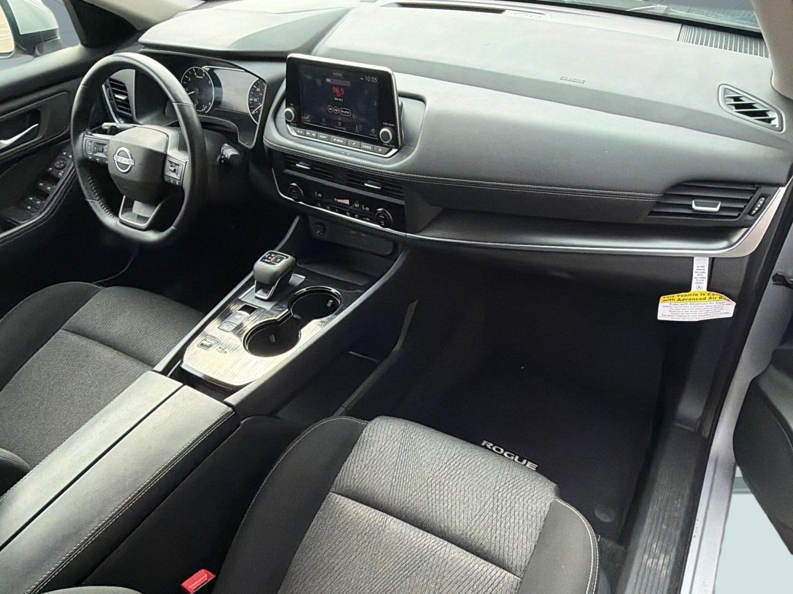 2025 Nissan Rogue SV - Photo 27