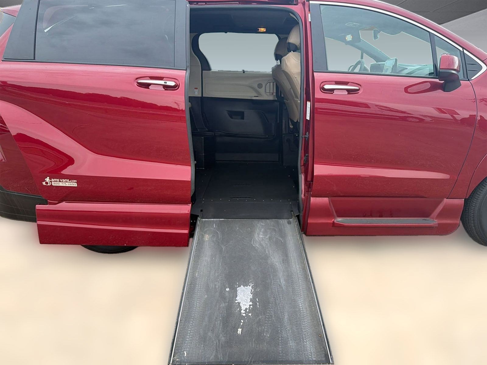 2022 Toyota Sienna XLE - Photo 31
