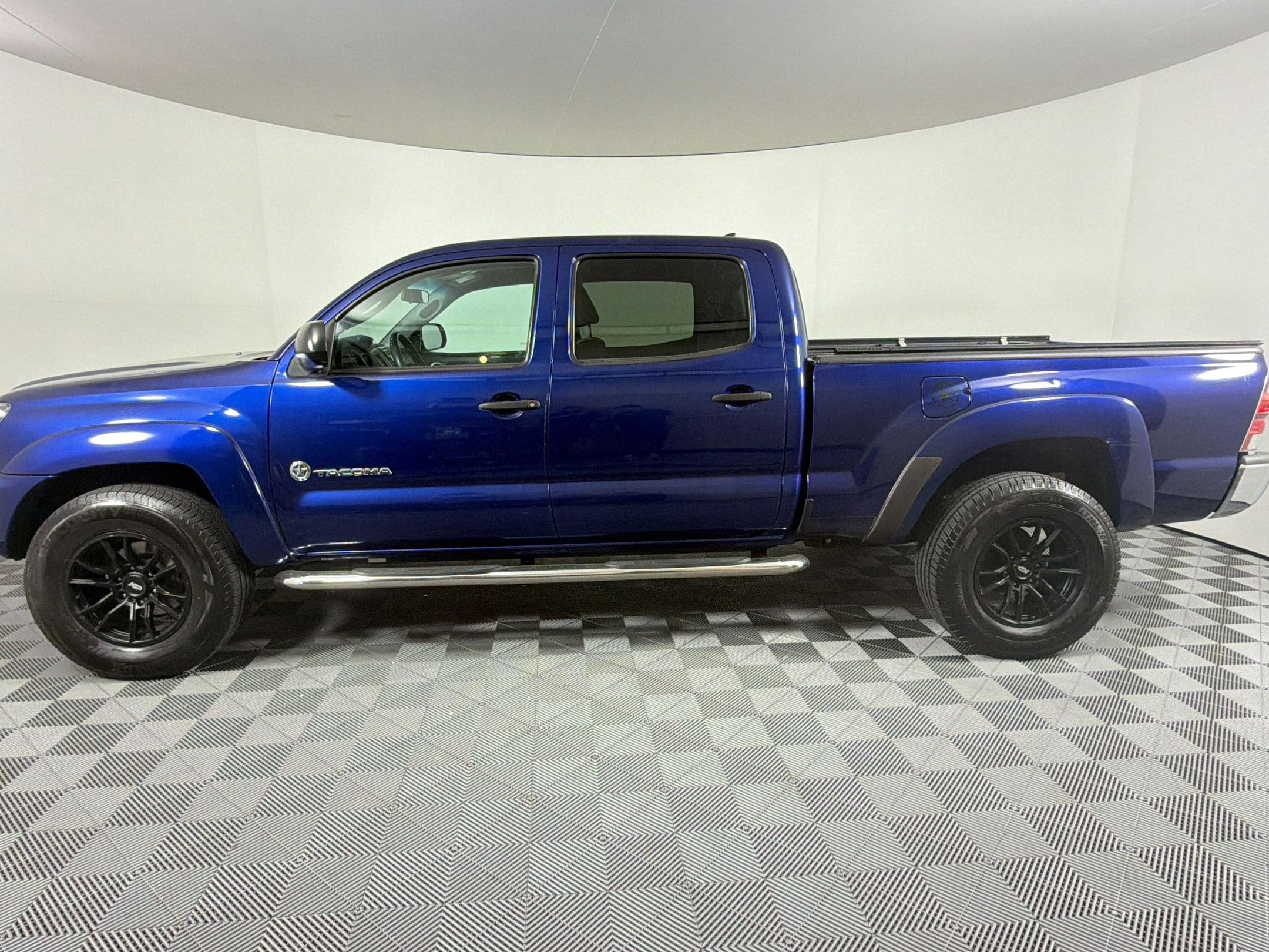 Used 2014 Toyota Tacoma PreRunner with VIN 3TMKU4HN5EM041684 for sale in Nederland, TX