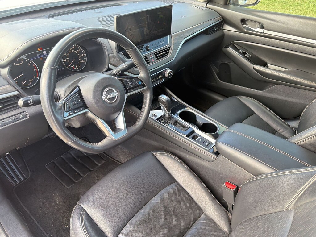 Used 2024 Nissan Altima 2.5 SL Sedan