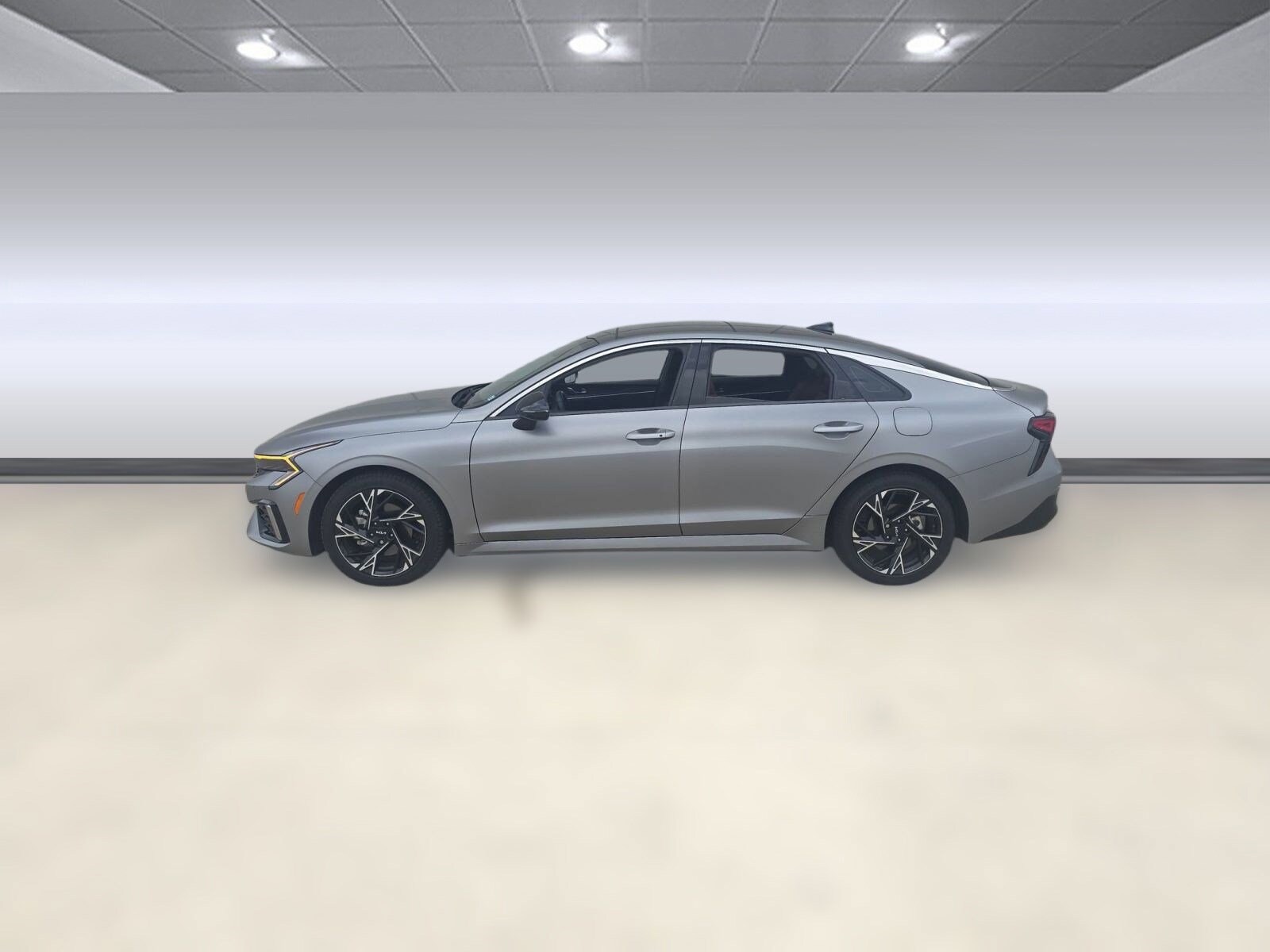 2025 Kia K5 GT-Line photo 2