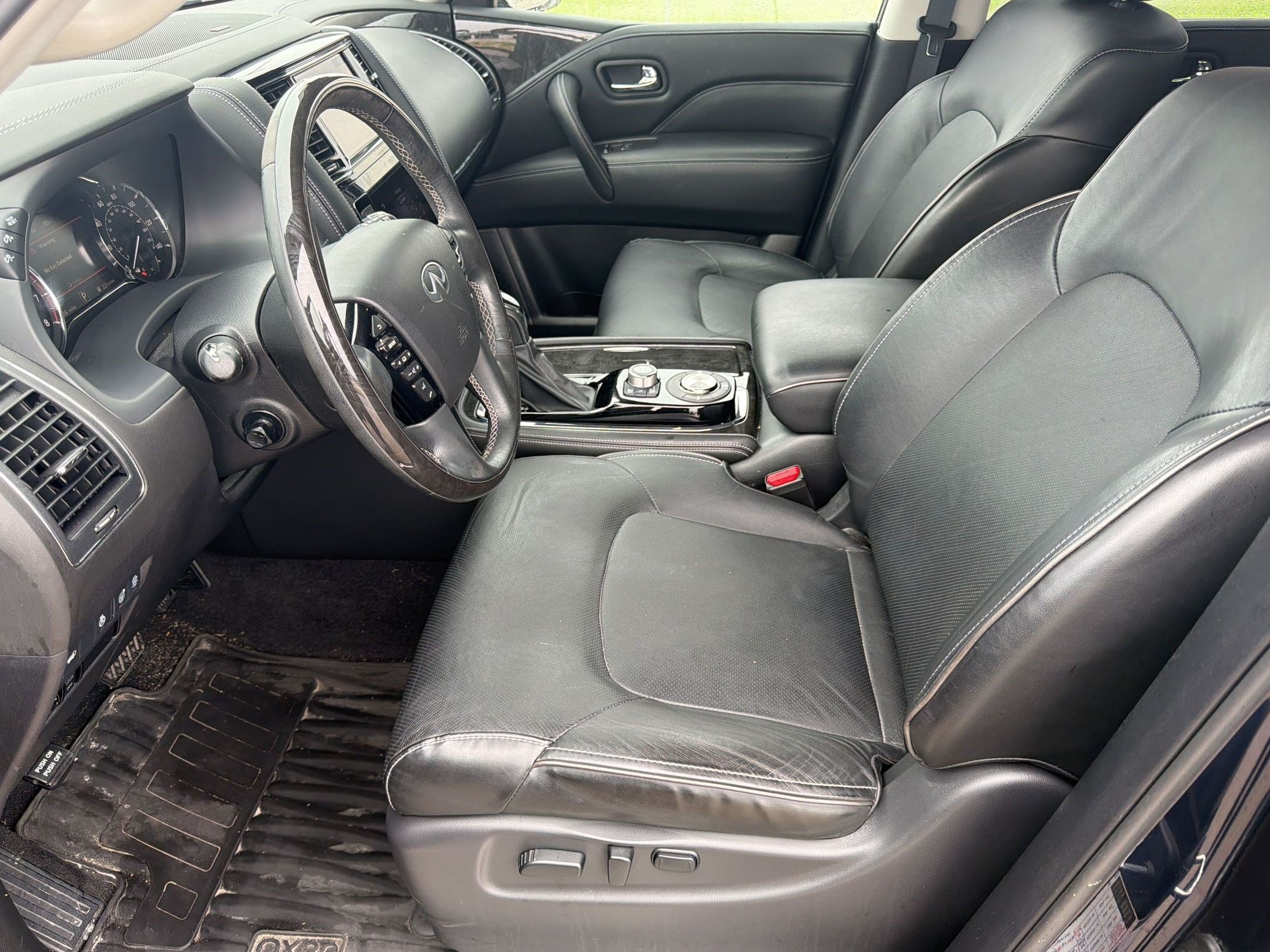 QX80 LUXE SUV