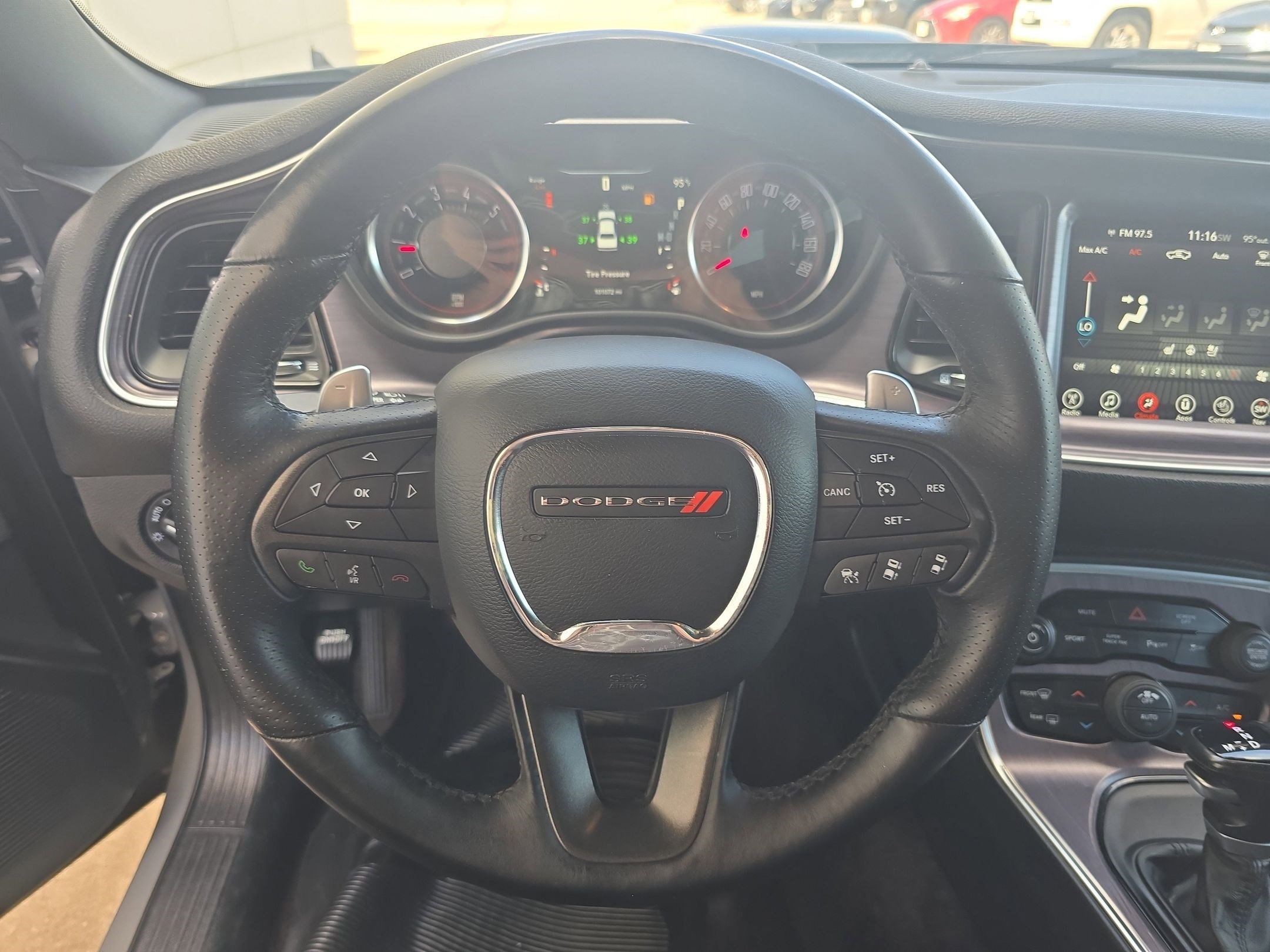 2017 Dodge Challenger 392 Scat Pack Shaker photo 4