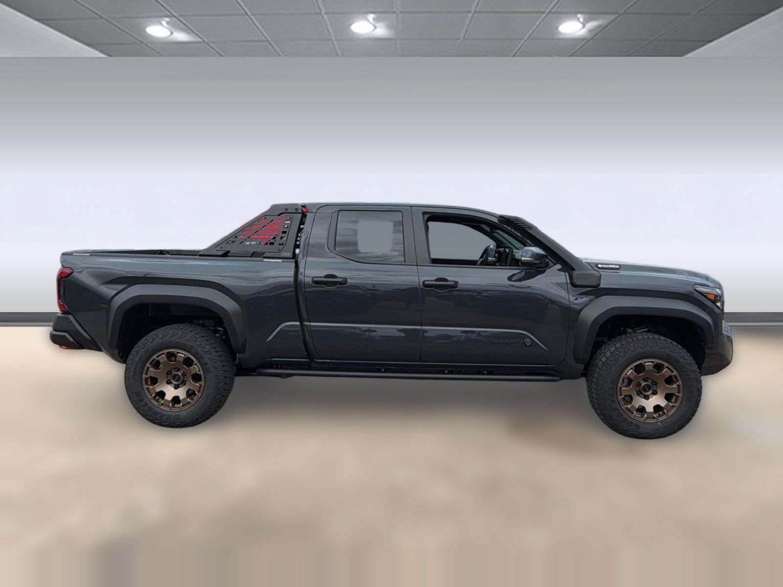 2026 Toyota Tacoma Trailhunter - Photo 8