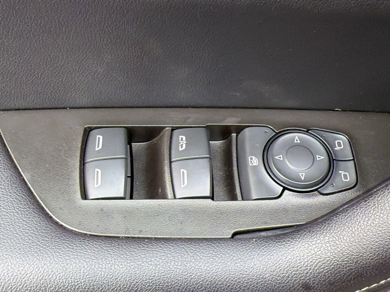 2023 Chevrolet Blazer 2LT - Photo 34